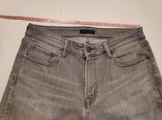 UNIQLO Stretch Skinny Jeans - Größe 32, 10 €, Kleidung & Schmuck-Herrenkleidung in 1190 Döbling UNIQLO Stretch Skinny Jeans - Größe 32, 10 €, Kleidung & Schmuck-Herrenkleidung in 1190 Döbling