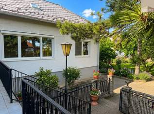Einziehen, wohlfühlen, ausbauen: Haus mit 5 Zimmern & zusätzlichem Wohnraum im Dach, 469000 €, Immobilien-Häuser in 2542 Kottingbrunn Einziehen, wohlfühlen, ausbauen: Haus mit 5 Zimmern & zusätzlichem Wohnraum im Dach, 469000 €, Immobilien-Häuser in 2542 Kottingbrunn
