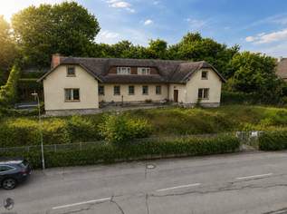 Großzügiges Zweifamilienhaus mit Innenhof, Gewölbekeller und traumhaftem Ausblick, 359000 €, Immobilien-Häuser in 3512 Oberbergern Großzügiges Zweifamilienhaus mit Innenhof, Gewölbekeller und traumhaftem Ausblick, 359000 €, Immobilien-Häuser in 3512 Oberbergern