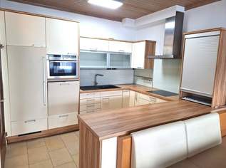 Ansprechende Mietwohnung mit 20m² Balkon!, 820 €, Immobilien-Wohnungen in 2020 Hollabrunn