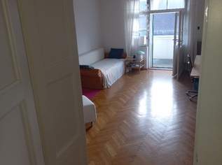 Wunderschöne möblierte Altbauwohnung mit 2 Balkonen ohne Provision, 733 €, Immobilien-Wohnungen in 8010 Geidorf
