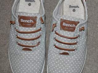 Damen Sneakers Marke Bench grünlich Größe 39 Damen Sneakers Marke Bench grünlich Größe 39