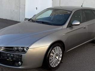 Alfa 159 SW 2,4 JTDM 20V Dist. Qtronic 2.Besitz, 8490 €, Auto & Fahrrad-Autos in 2301 Gemeinde Groß-Enzersdorf Alfa 159 SW 2,4 JTDM 20V Dist. Qtronic 2.Besitz, 8490 €, Auto & Fahrrad-Autos in 2301 Gemeinde Groß-Enzersdorf