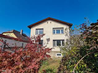 Zweifamilienhaus mit 6 Zimmern, Garten und Gartenhäuschen!, 439000 €, Immobilien-Häuser in 2540 Bad Vöslau