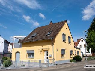 Attraktives Einfamilienhaus mit großzügigem Raumangebot und Terrasse, 1690000 €, Immobilien-Gewerbeobjekte in 7122 Gols