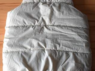 Y, F. K. Gilet beige wattiert Größe 158/164 für Buben