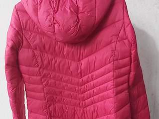 Winterjacke der Marke CMP Winterjacke der Marke CMP
