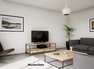 Doppelhaushälfte mit großer Dachterrasse + provisionsfrei +, 377000 €, Immobilien-Häuser in 1160 Ottakring