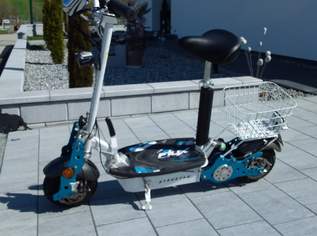 Elektroroller e-Flux , 390 €, Auto & Fahrrad-Motorräder in 5252 Aspach Elektroroller e-Flux , 390 €, Auto & Fahrrad-Motorräder in 5252 Aspach