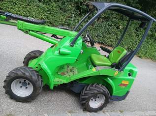 Avant Hoflader 528 Avant Hoflader 528
