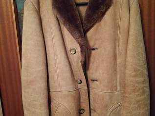 Ledermantel mit Pelzkragen, 150 €, Kleidung & Schmuck-Herrenkleidung in 2000 Gemeinde Stockerau