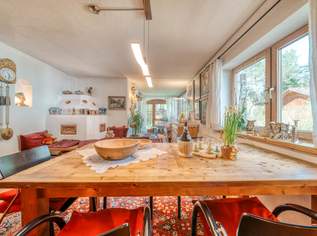 Tirolerhaus mit großem Garten, Pool und Baugrund – attraktive Lage in Scharnitz-Gießenbach, 580000 €, Immobilien-Häuser in 6108 Gemeinde Scharnitz