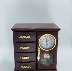 Holz Schmuckkästchen mit Spieluhr & Ballerina Spiegel Maße: 21 x 13 x 22,5 cm, 35 €, Kleidung & Schmuck-Accessoires, Uhren, Schmuck in 3200 Gemeinde Ober-Grafendorf Holz Schmuckkästchen mit Spieluhr & Ballerina Spiegel Maße: 21 x 13 x 22,5 cm, 35 €, Kleidung & Schmuck-Accessoires, Uhren, Schmuck in 3200 Gemeinde Ober-Grafendorf