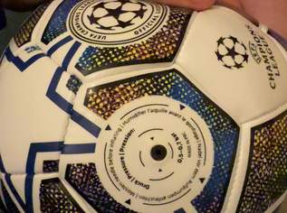 Originaler Champions League Ball mit Qr Code , 50 €, Marktplatz-Sportgeräte & Zubehör in 4040 Linz