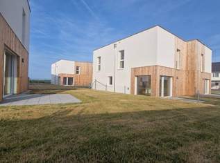 Bezugsfertig I Doppelhaushälfte I ca. 100m² Garten I Stellplätze vor der Tür I Luftwärmepumpe, 1518.99 €, Immobilien-Häuser in 3591 Altenburg