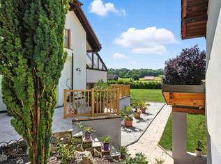 HOCHKARÄTIGES WOHNEN IN GRÜNRUHELAGE! WOHLFÜHL-REFUGIUM DER EXTRA KLASSE: TRADITION TRIFFT MODERNSTEN KOMFORT!, 1045000 €, Immobilien-Häuser in 2020 Wolfsbrunn HOCHKARÄTIGES WOHNEN IN GRÜNRUHELAGE! WOHLFÜHL-REFUGIUM DER EXTRA KLASSE: TRADITION TRIFFT MODERNSTEN KOMFORT!, 1045000 €, Immobilien-Häuser in 2020 Wolfsbrunn