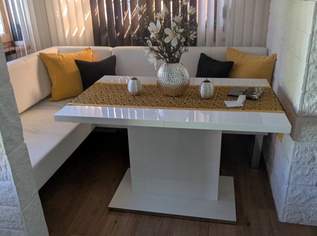 Essganitur weißes Leder, 450 €, Haus, Bau, Garten-Möbel & Sanitär in 2563 Pottenstein Essganitur weißes Leder, 450 €, Haus, Bau, Garten-Möbel & Sanitär in 2563 Pottenstein