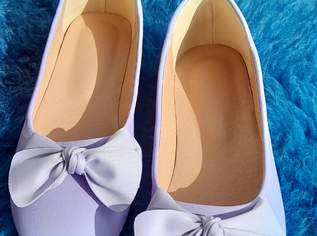 Neue Ballerinas in Größe 41, 13 €, Kleidung & Schmuck-Damenkleidung in 6600 Marktgemeinde Reutte