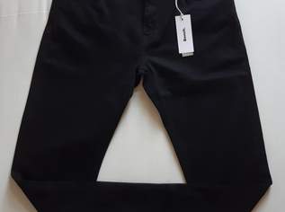 Stylishe Hose Jeans Bench Herren Stuart schwarz gerade geschnitten Größe 34 - 32 NEU + Etikett, 49 €, Kleidung & Schmuck-Herrenkleidung in 1220 Donaustadt