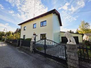 Gepflegtes Wohnhaus mit Wintergarten, Doppelgarage und sonnigem Garten, 324000 €, Immobilien-Häuser in 4663 Laakirchen
