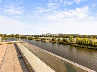 Iconic Penthouse on the Water with 485m2 Terrace: Where Sky Meets Water - Unbeatable View, 4999000 €, Immobilien-Wohnungen in 1190 Döbling