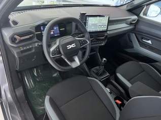 Duster Extreme 4x4 96kW (131PS) Klimaautoma..., 31115 €, Auto & Fahrrad-Autos in 6844 Gemeinde Altach