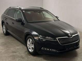 Superb Kombi 2.0 TDI DSG Style **ACC ** LED * KAMERA, 22390 €, Auto & Fahrrad-Autos in 4693 Desselbrunn