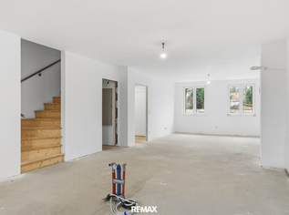 Moderner Neubau mit exklusiver Rundum-Dachterrasse– Einfamilienhaus mit Gestaltungsspielraum in zentraler Lage von Hollabrunn, 465000 €, Immobilien-Häuser in 2020 Hollabrunn Moderner Neubau mit exklusiver Rundum-Dachterrasse– Einfamilienhaus mit Gestaltungsspielraum in zentraler Lage von Hollabrunn, 465000 €, Immobilien-Häuser in 2020 Hollabrunn