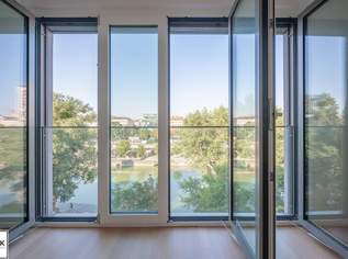 Wohnen im Karmeliterviertel: ab 1.5. helle moderne 3 Zimmerwohnung mit traumhaften Blick über den Donaukanal, 1752.77 €, Immobilien-Wohnungen in 1020 Leopoldstadt