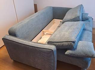 Türkises Boxspring-Schlafsofa mit Topper und Stauraum - wie neu & sofort verfügbar! Türkises Boxspring-Schlafsofa mit Topper und Stauraum - wie neu & sofort verfügbar!