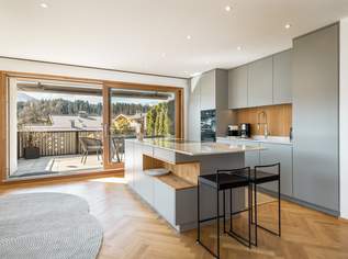 Miete: Exklusives Wohnen in modernem Ambiente – Teilmöblierte 3-Zimmer-Wohnung mit Sonnenbalkon, 3479 €, Immobilien-Wohnungen in 6372 Gemeinde Oberndorf in Tirol