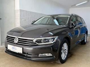 Passat Comfortline TDI ''LED-Navi-Kamera-Sitzh-Alu'', 17900 €, Auto & Fahrrad-Autos in 4906 Eberschwang