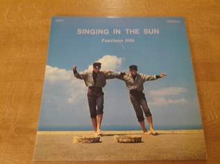 Singing In The Sun Fourteen Hits, 15 €, Marktplatz-Musik & Musikinstrumente in 5211 Lengau