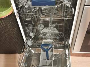 Spülmaschine – nur 6 Monate benutzt – Top Zustand! Spülmaschine – nur 6 Monate benutzt – Top Zustand!