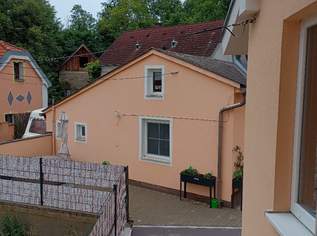 Zwei Häuser in Altlichtenwarth zum Verkauf als gute Investition 