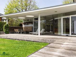 ATTERSEE | DIREKTER SEEZUGANG | EIGENER STEG & BOJE |, 2950000 €, Immobilien-Häuser in 4863 Litzlberg