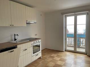 Helle Wohnung mit Balkon in Ruhelage, 590 €, Immobilien-Wohnungen in 9580 Bogenfeld