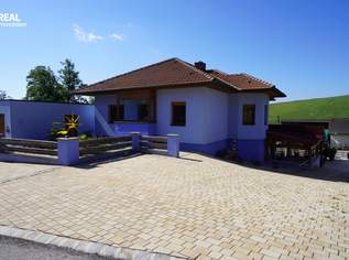 ideal für Pferde und Naturliebhaber - einladendes Einfamilienhaus mit großer Terrasse und Garage, 375000 €, Immobilien-Häuser in 2116 Niederleis ideal für Pferde und Naturliebhaber - einladendes Einfamilienhaus mit großer Terrasse und Garage, 375000 €, Immobilien-Häuser in 2116 Niederleis