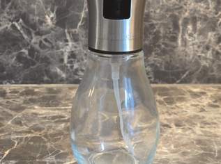 Ölsprühflasche , 7 €, Marktplatz-Genuss & Kulinarik in 7083 Gemeinde Purbach Ölsprühflasche , 7 €, Marktplatz-Genuss & Kulinarik in 7083 Gemeinde Purbach