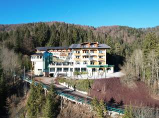 Projektimmobilie mit hohem Entwicklungspotenzial in Tirol, 7950000 €, Immobilien-Gewerbeobjekte in 6345 Gemeinde Kössen