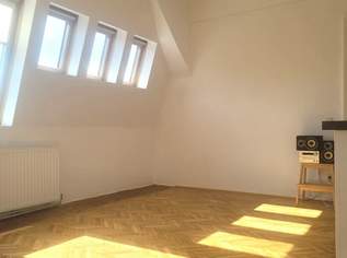 "Diese 5 Zimmer-Altbauwohnung mit sonniger Terrasse wartet genau auf SIE", 849000 €, Immobilien-Wohnungen in 1180 Währing