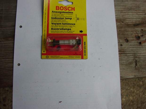 Bosch Anzeigenleuchte 0 310 152 006 NEU