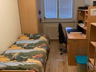 Ab 1.12 wird ein WG-Zimmer in einer Männer-Berufs-WG für länger vergeben