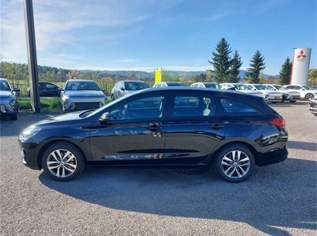 i30 Kombi - PD Edition 30 1,5 DPI c2ke1, 11900 €, Auto & Fahrrad-Autos in 5202 Neumarkt am Wallersee