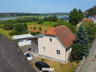 Wohnhaus mit großem Garten, Garage und Blick auf die Burg Güssing, 184000 €, Immobilien-Häuser in 7540 Gemeinde Güssing Wohnhaus mit großem Garten, Garage und Blick auf die Burg Güssing, 184000 €, Immobilien-Häuser in 7540 Gemeinde Güssing