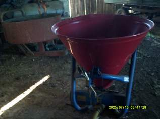 düngerstreuer 500, 300 €, Haus, Bau, Garten-Hausbau & Werkzeug in 3754 Klein-Ulrichschlag