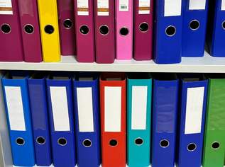 Ordner (ca. 100 Stk / versch. Farben), 0.5 €, Marktplatz-Sammlungen & Haushaltsauflösungen in 4020 Linz