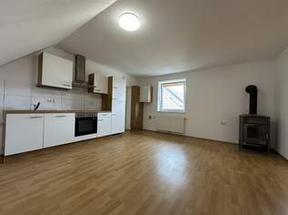 "4-Zimmerwohnung mit Balkon, Fernwärme & 2 Parkplätzen", 950 €, Immobilien-Wohnungen in 3435 Erpersdorf