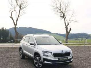 Karoq Xenon*Kamera*AHK*Abstand*Keyless entry, 21950 €, Auto & Fahrrad-Autos in 5204 Straßwalchen