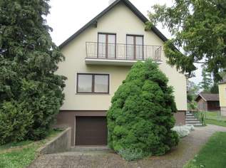 GEPFLEGTES EINFAMILIENHAUS MIT SEHR GROSSEM GRUNDSTÜCK, 0 €, Immobilien-Häuser in 2225 Zistersdorf